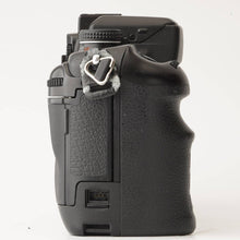 Load image into Gallery viewer, Minolta α-9 alpha-9 SLR Camera Body