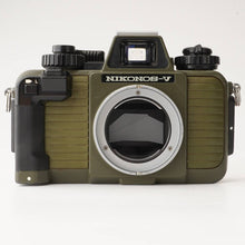 Load image into Gallery viewer, Nikon Nikonos-V / Nikkor 35mm f/2.5 Underwater Film Camera