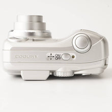 Load image into Gallery viewer, Nikon COOLPIX 2200 Silver