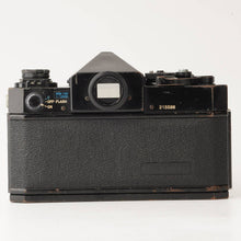 Load image into Gallery viewer, Canon F-1 Earlier Model / FD 135mm f/3.5 S.C.