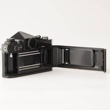 Load image into Gallery viewer, Canon F-1 Earlier Model / FD 135mm f/3.5 S.C.