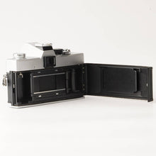 Load image into Gallery viewer, Minolta SRT 101 / MC Rokkor-PF 55mm f/1.7