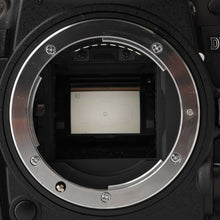 画像をギャラリービューアに読み込む, ニコン Nikon D7000 ボディ デジタル一眼レフカメラ (シャッターカウント:220)