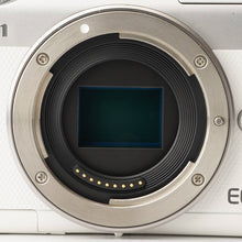 Load image into Gallery viewer, Canon EOS M100 White / EF-M 15-45mm f/3.5-6.3 IS STM
