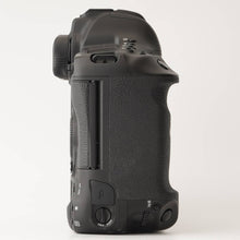 Load image into Gallery viewer, Canon EOS-1D X Mark II Body / Buttery Charger LC-E19