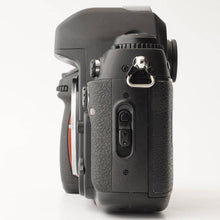 Load image into Gallery viewer, Nikon F100 35mm SLR Film Camera Body