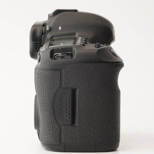 Load image into Gallery viewer, Canon EOS 5D Mark III Body Digital SLR Camera