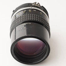 Load image into Gallery viewer, Nikon Ai NIKKOR 135mm f/2.8