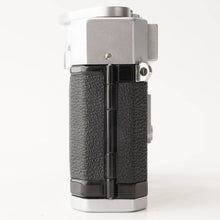 Load image into Gallery viewer, Canon MODEL 7 Body Rangefinder Film Camera