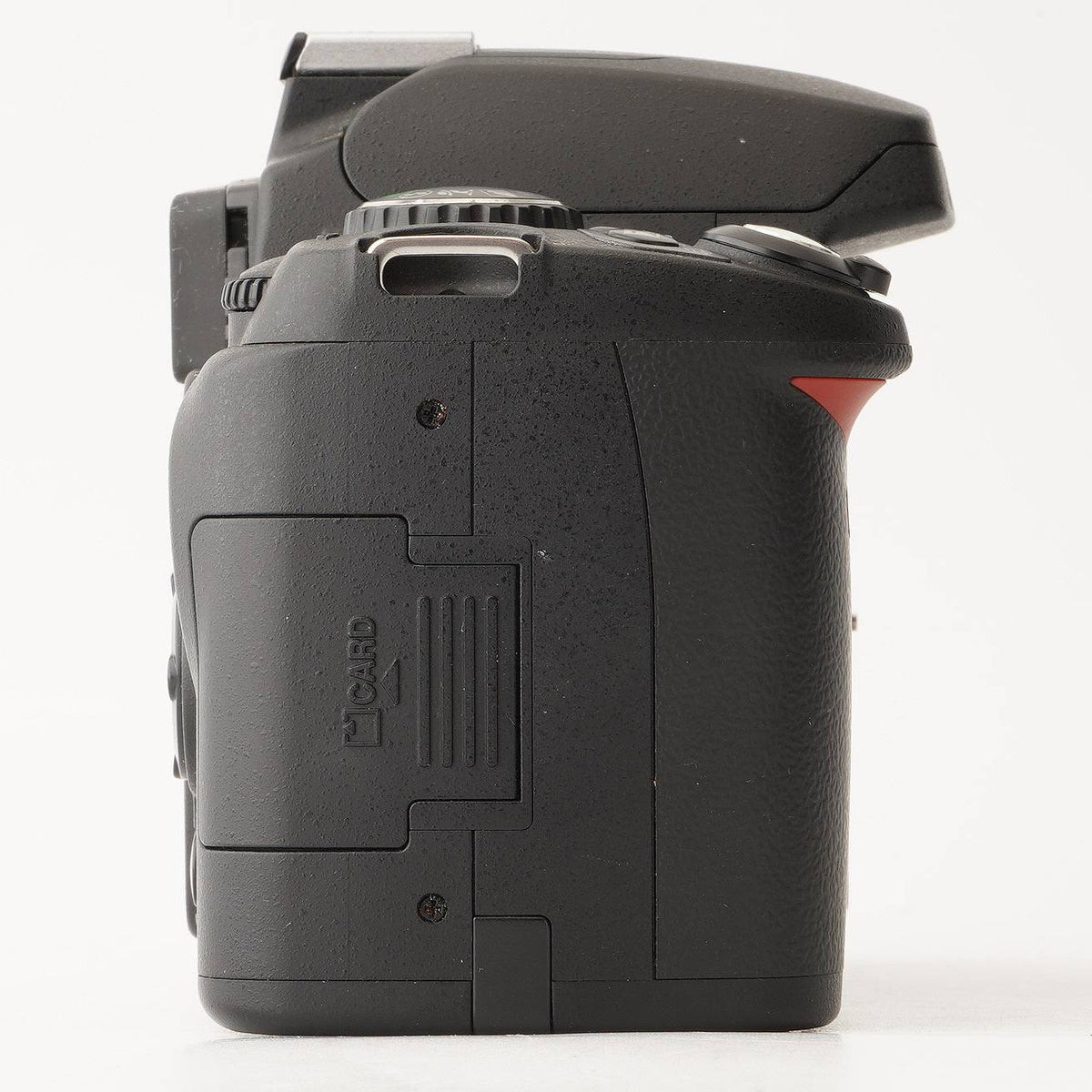ニコン Nikon D40 / AF-S DX Nikkor 18-55mm F3.5-5.6 G ED II
