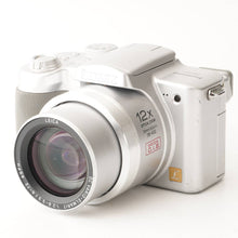 Load image into Gallery viewer, Panasonic LUMIX DMC-FZ5 Silver 12x Optical Zoom