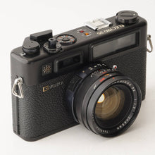 Load image into Gallery viewer, Yashica Electro 35 GTN / Color-Yashinon DX 45mm f/1.7