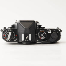Load image into Gallery viewer, Nikon FE2 / Zoom-NIKKOR 35-70mm f/3.3-4.5