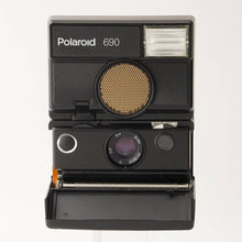 Load image into Gallery viewer, Polaroid 690 SLR Instant Film Camera