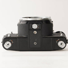 Load image into Gallery viewer, Pentax 6x7 TTL Mirror up Body