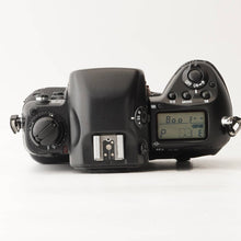 画像をギャラリービューアに読み込む, ニコン Nikon F5 ボディ 35mm 一眼レフ フィルムカメラ