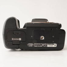 Load image into Gallery viewer, Sony α700 / Minolta AF 24-50mm f/4