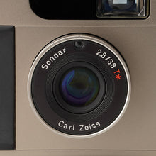 画像をギャラリービューアに読み込む, コンタックス CONTAX T2 チタンシルバー / Carl Zeiss Sonnar 38mm f/2.8