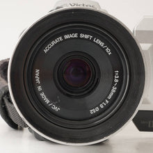 Load image into Gallery viewer, Victor GR-DV2000 MiniDV-compatible 200x Zoom