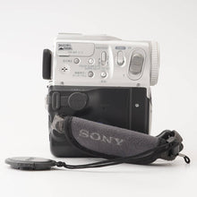 Load image into Gallery viewer, Sony Digital Handycam DCR-PC101 / DCR-TRV10 (10098)