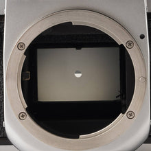 画像をギャラリービューアに読み込む, ニコン Nikon F2 アイレベル Eye Level 35mm 一眼レフフィルムカメラ