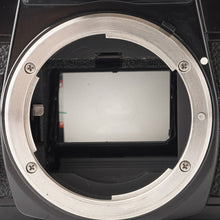 画像をギャラリービューアに読み込む, ニコン Nikon FE2 ブラック 35mm 一眼レフフィルムカメラ