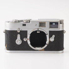 Load image into Gallery viewer, Leica M2 35mm Rangefinder Film Camera