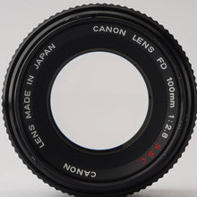 Load image into Gallery viewer, Canon FD 100mm f/2.8 S.S.C.