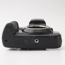 Load image into Gallery viewer, Canon EOS 5 / ZOOM EF 28-105mm f/3.5-4.5 MACRO USM