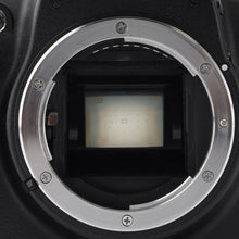 Load image into Gallery viewer, Nikon D5000 / AF-S NIKKOR 18-55mm f/3.5-5.6G DX VR