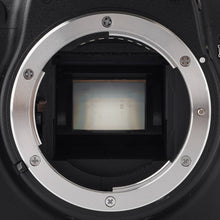 Load image into Gallery viewer, Nikon D5000 / AF-S DX NIKKOR 18-55mm f/3.5-5.6G VR