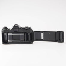 Load image into Gallery viewer, Canon AE-1 PROGRAM / ZOOM FD 35-70mm f/4