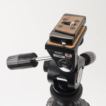 Load image into Gallery viewer, Gitzo GT3541 Carbon 6X Fiber Tripod / Husky Tripod Head (10302)