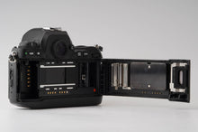 画像をギャラリービューアに読み込む, ニコン Nikon F100 一眼レフフィルムカメラ