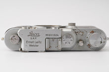 Load image into Gallery viewer, Leica IIIa 35mm Film Rangefinder Camera