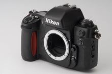 画像をギャラリービューアに読み込む, ニコン Nikon F100 一眼レフフィルムカメラ