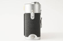 Load image into Gallery viewer, Leica M3 Double Stroke Rangefinder Film Camera