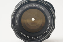 Load image into Gallery viewer, Asahi Pentax Super Takumar 55mm f/1.8 M42