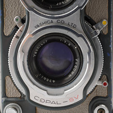 画像をギャラリービューアに読み込む, ヤシカ Yashica Yashica-44 4x4 / Yashikor 60mm F3.5