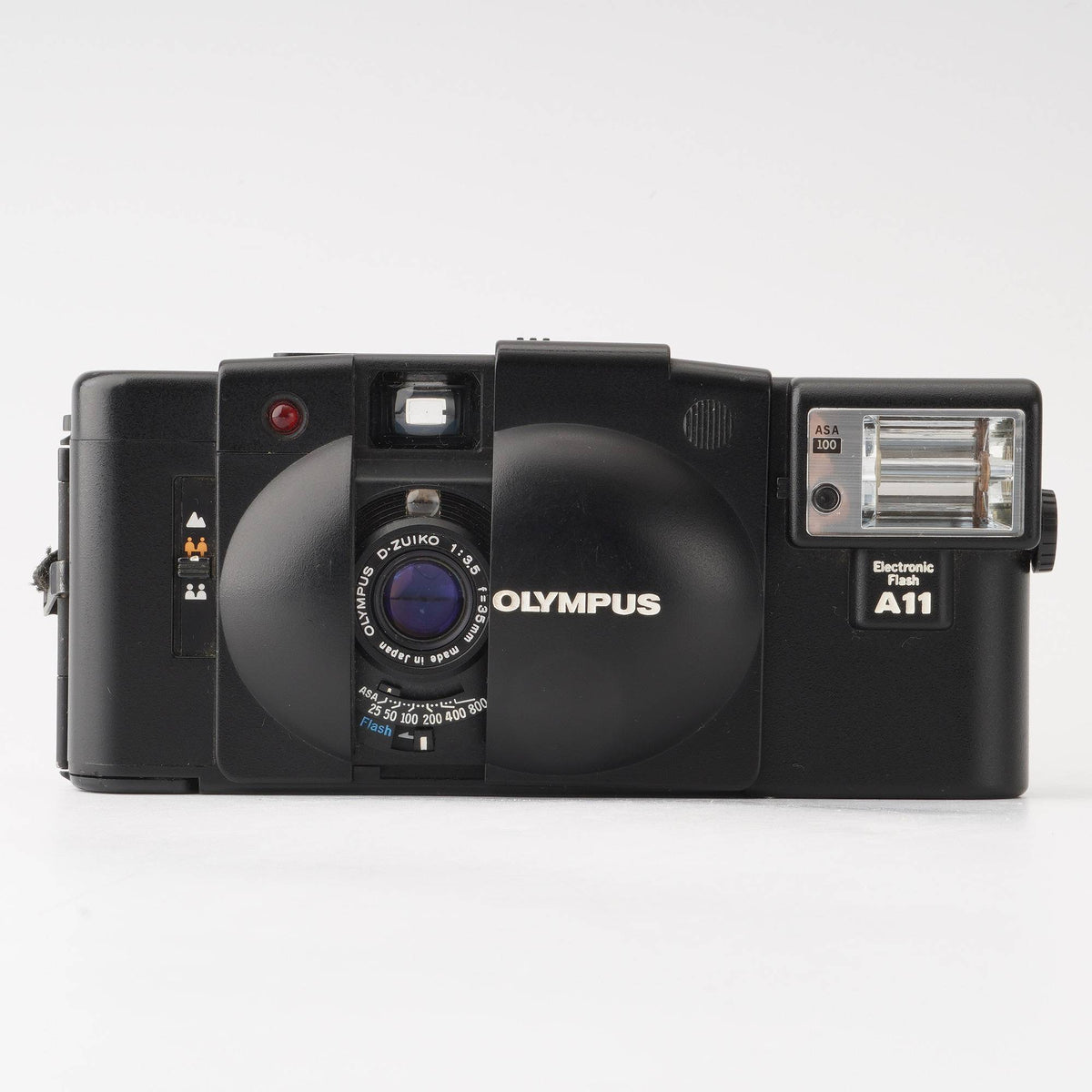 OLYMPUS XA2 A11セット 動作品 コンパクトフィルムカメラ B404 オリンパス Olympus XA2 35mm F3.5 / Electronic Flash A11 – Natural