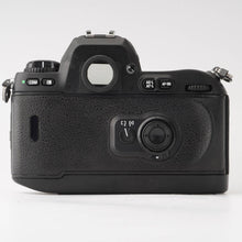 画像をギャラリービューアに読み込む, ニコン Nikon F100 一眼レフフィルムカメラ