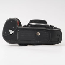 画像をギャラリービューアに読み込む, ニコン Nikon F100 一眼レフフィルムカメラ