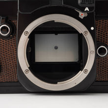 画像をギャラリービューアに読み込む, ニコン Nikon F2 フォトミックA DATA トカゲ革