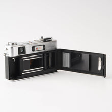 画像をギャラリービューアに読み込む, ヤシカ Yashica Electro 35 GS / COLOR-YASHINON DX 45mm F1.7