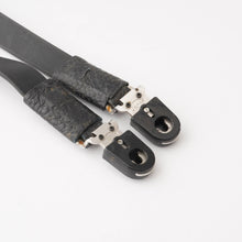 Load image into Gallery viewer, Zenza Bronica Strap with lags for ETR