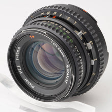 画像をギャラリービューアに読み込む, ハッセルブラッド Hasselblad 500C/M / Carl Zeiss Planar 80mm F2.8 T*