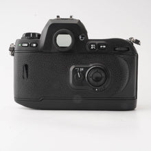 Load image into Gallery viewer, Nikon F100 SLR Film Camera