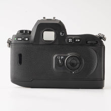 画像をギャラリービューアに読み込む, ニコン Nikon F100 一眼レフフィルムカメラ