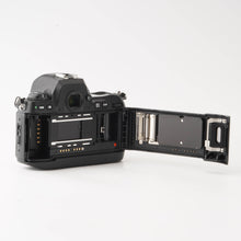 画像をギャラリービューアに読み込む, ニコン Nikon F100 一眼レフフィルムカメラ