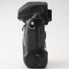 Load image into Gallery viewer, Nikon F5 SLR Film Camera / Action Findr DA-30